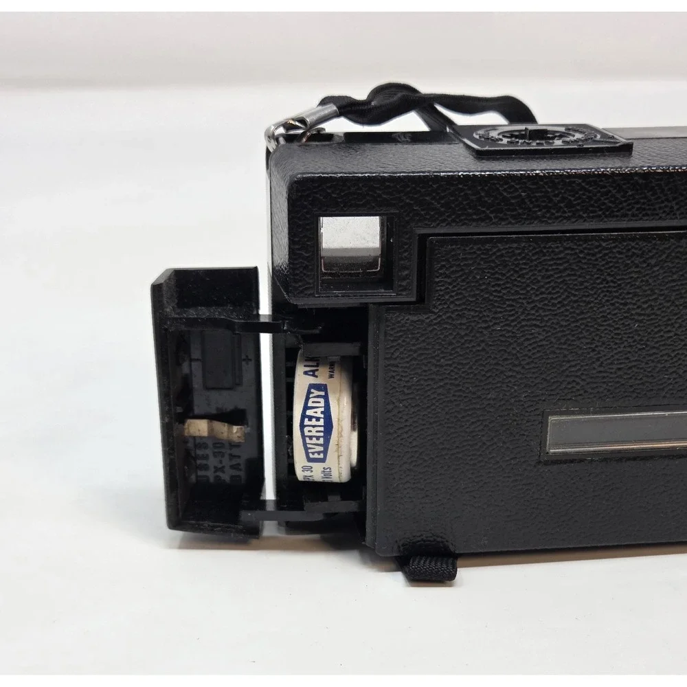 Vintage Kodak Instamatic X-35 126 Film Camera Kodar Lens w/ Case USA